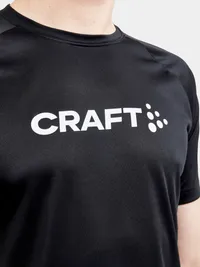 1911786-999000_CORE Unify Logo Tee M_Closeup3.jpg